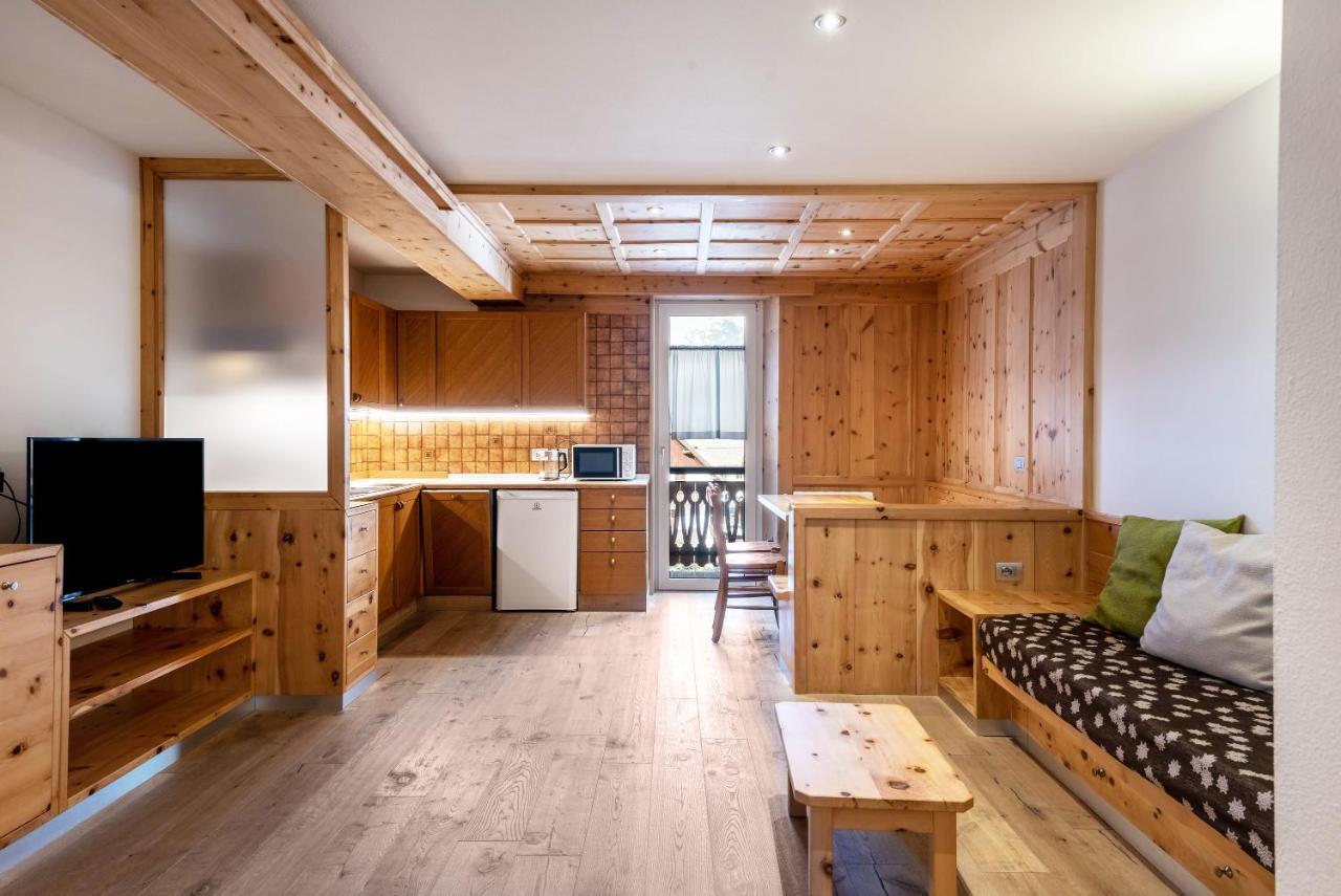 Rodella A Parte Apartment กัมปีเตลโลดีฟัสซา ภายนอก รูปภาพ